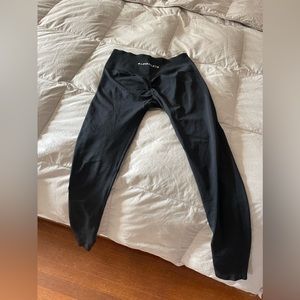 Black Alphalete amplify medium